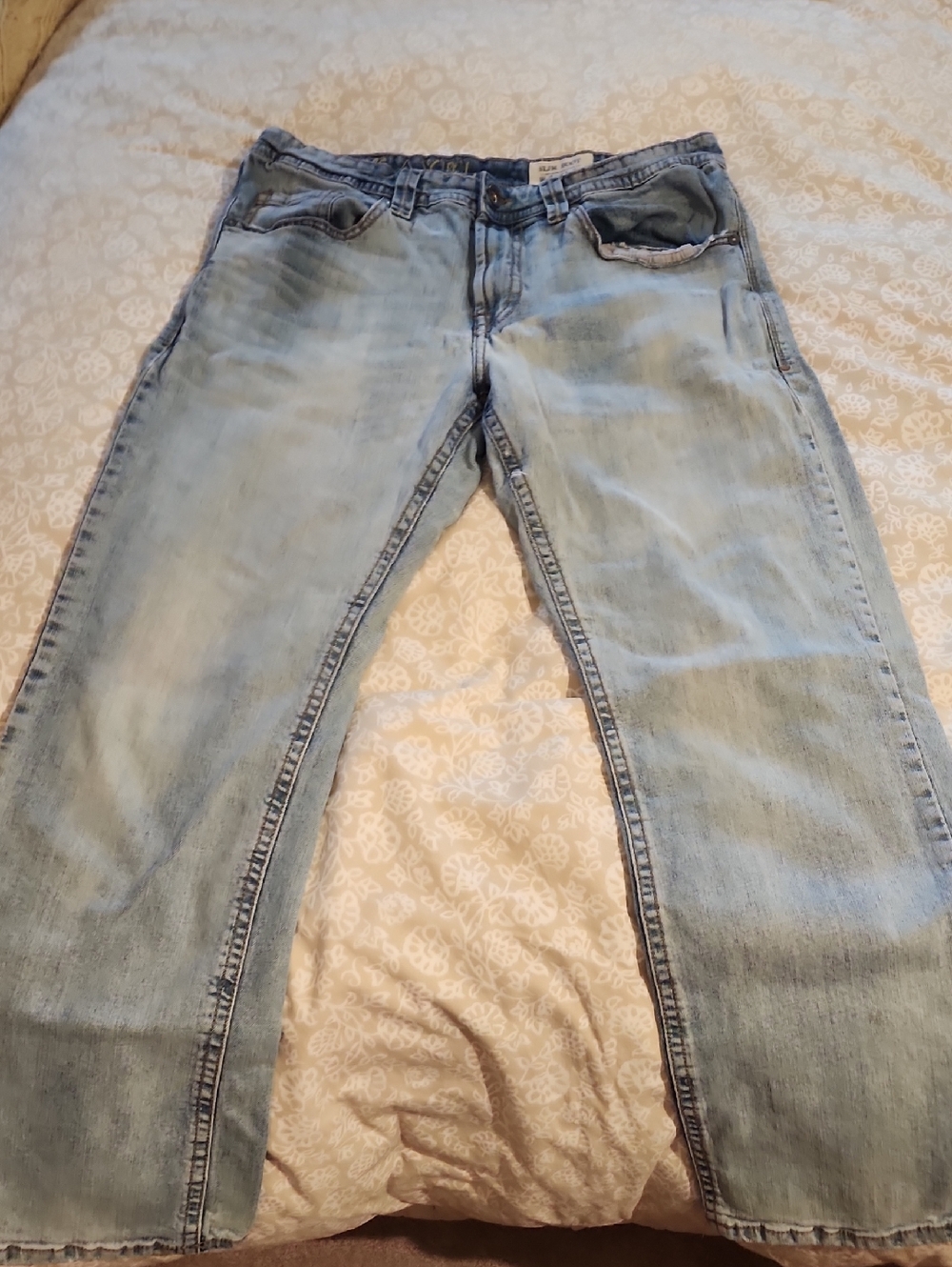 Relaxed Fit Light Blue Men's Jeans - Casual Everyday Denim